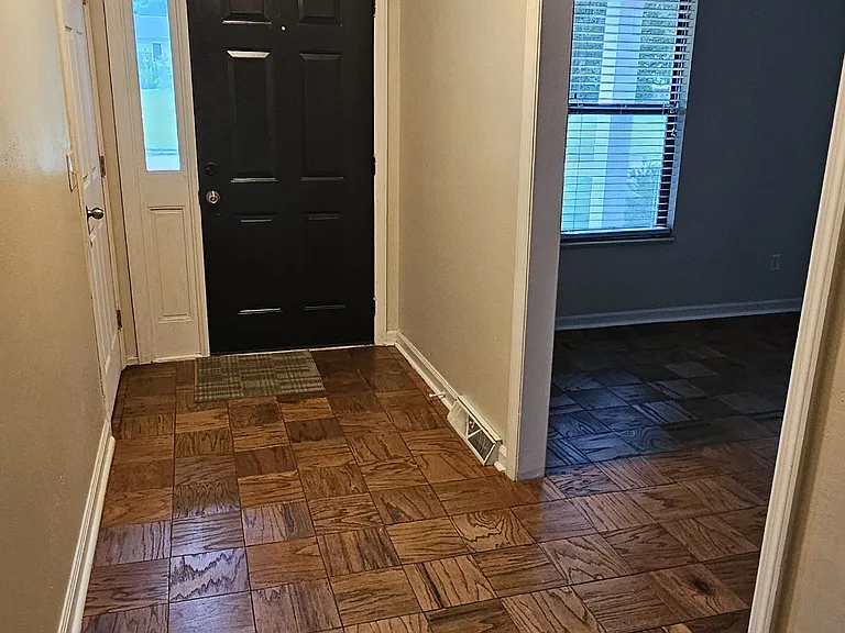 3729 Fairfield Dr — Photo 10