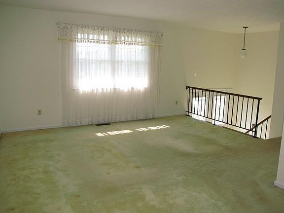 5th image of 12140 Elkridge Dr