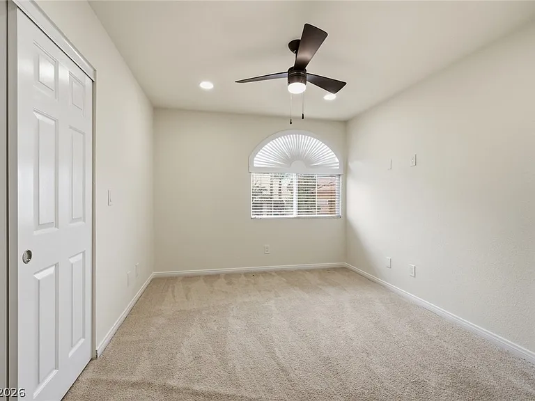 9081 Lawton Pine Dr — Photo 13