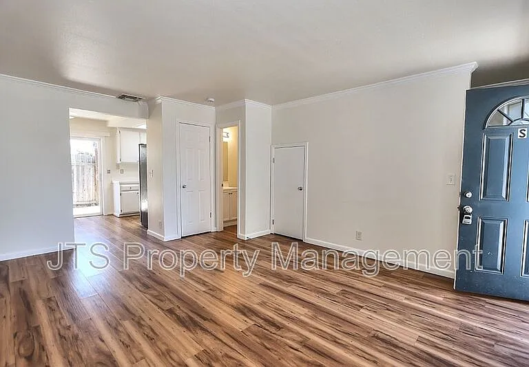 2515 Merrychase Dr #S — Photo 3