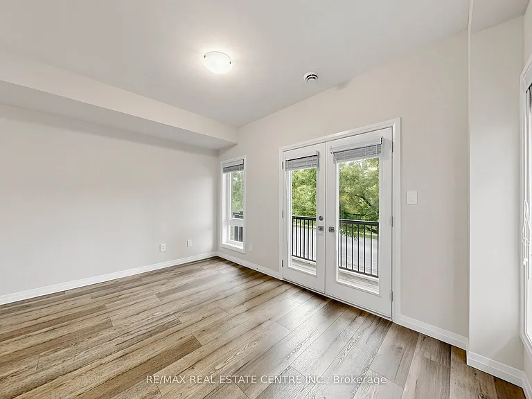 720 Grey St S #55 — Photo 19