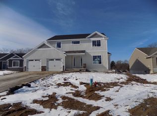 9643 Scotsmoor Ct, Caledonia, MI 49316