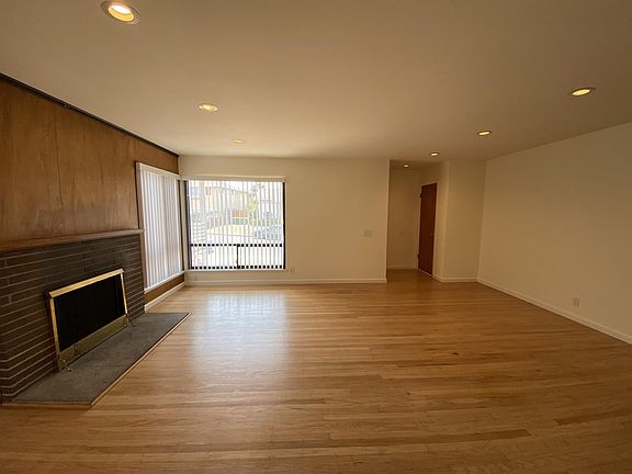 3rd image of 136 Casey Dr