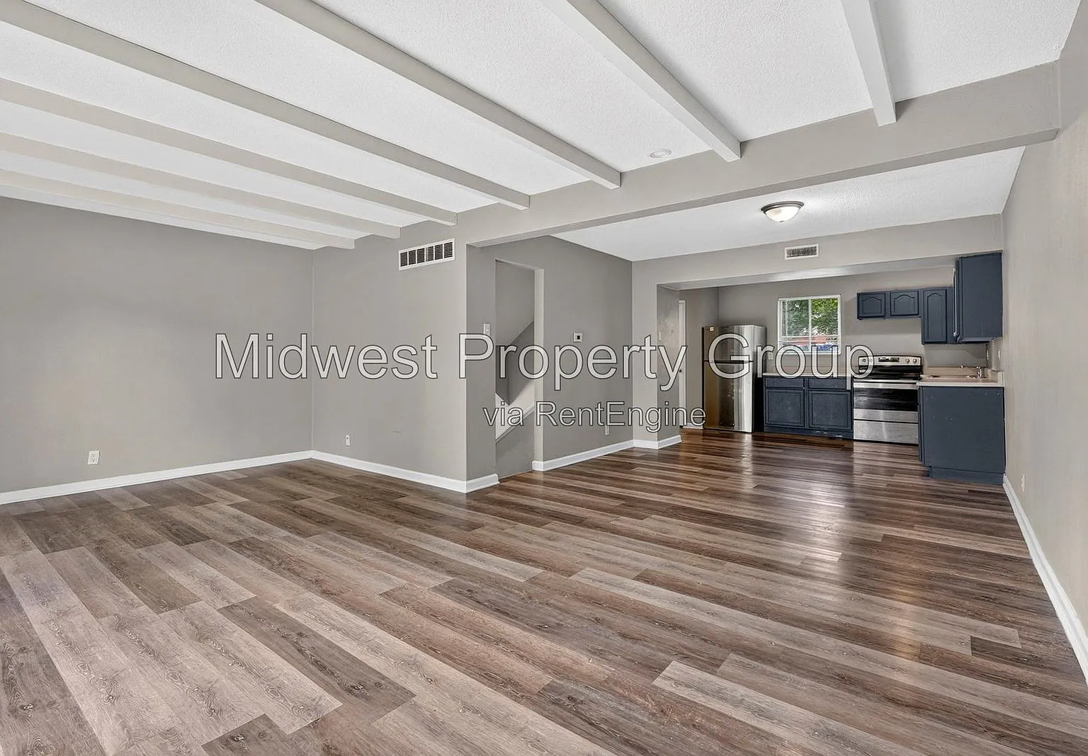 4 bed, 2.5 bath, 2790 sqft, $1,795 — Photo 3
