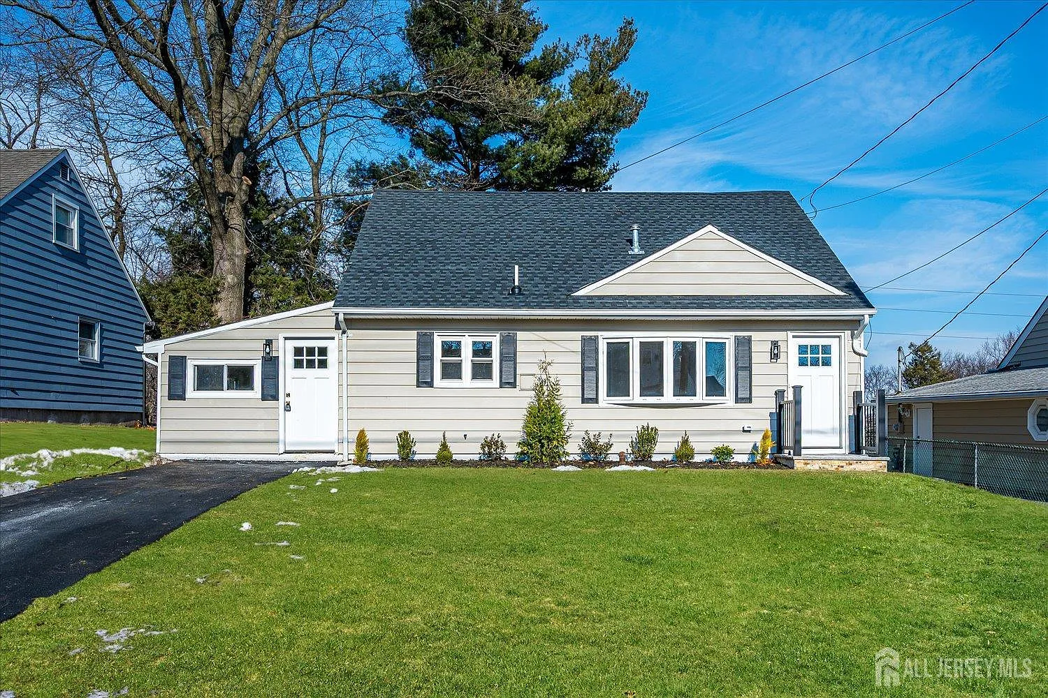 35 Kendall Dr photo 1