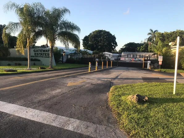 35250 SW 177th Ct Unit 222, Homestead, FL 33034