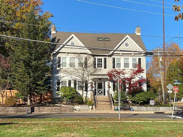 7 Princeton Ave #1