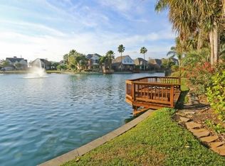 6023 Stratford Gardens Dr, Sugar Land, TX 77479