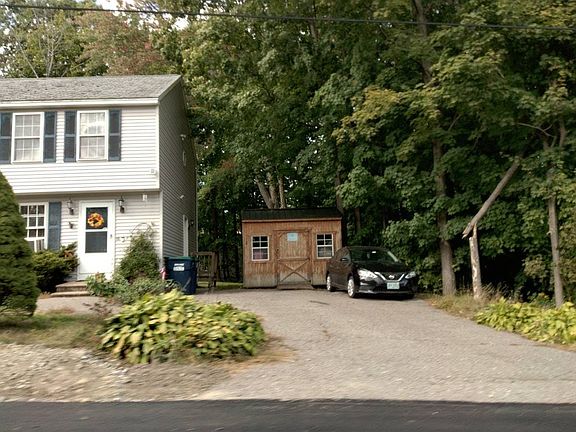 2nd image of 98 Massachusetts Ave