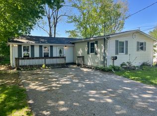417 W Hanover St, Marshall, MI 49068