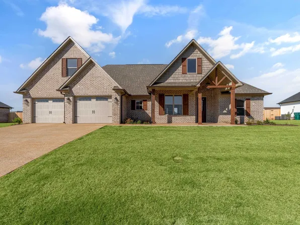 131 Strawberry Rdg, Medina, TN 38355