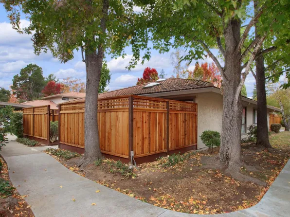 143 Peach Ter, Santa Cruz, CA 95060