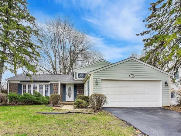 1918 Templar Dr, Naperville, IL 60565