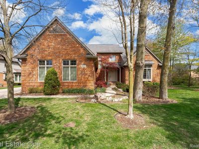 48372 Red Oak Dr, Shelby Township, MI, 48315