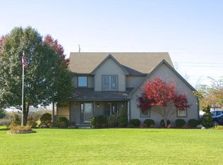 2758 Airline Rd, Racine, WI 53406