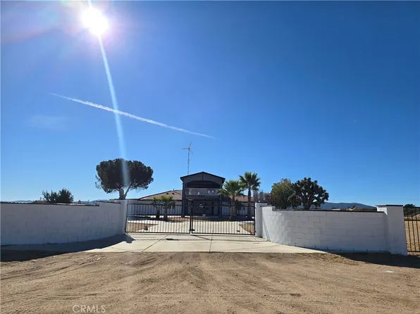 12940 Jenny St, Oak Hills, CA 92344