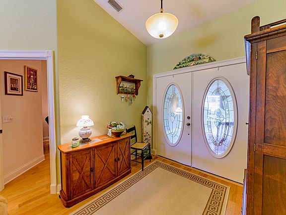 5th image of 6589 Amaryllis Dr