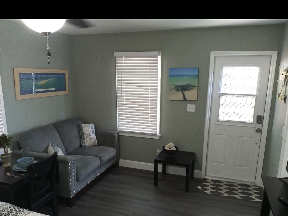 1st image of 1856 Douglas Ave