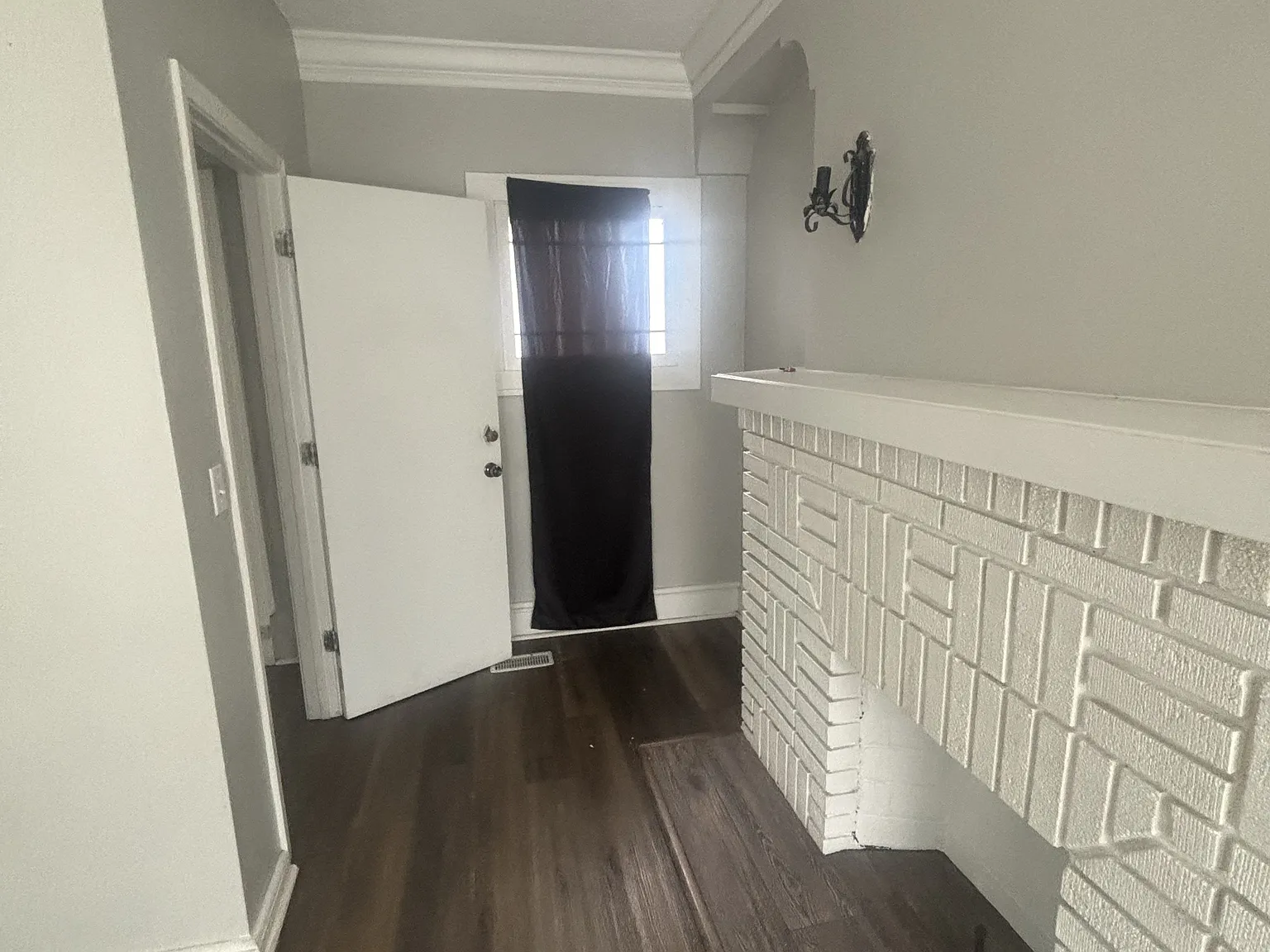 3320 East 139th Street - 4 — Photo 3