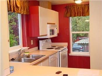 4th image of 7019 210th St SW APT 4
