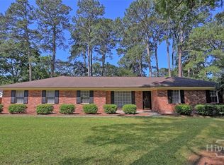 207 Debra Rd, Savannah, GA 31410