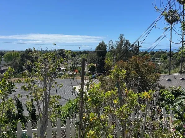 2484 Fernwood Dr, Ventura, CA 93001