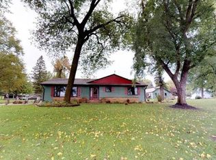 14654 Old Lake Rd, Paynesville, MN 56362