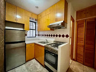 Rented by J PRESTON AND ASSOCIATES INC