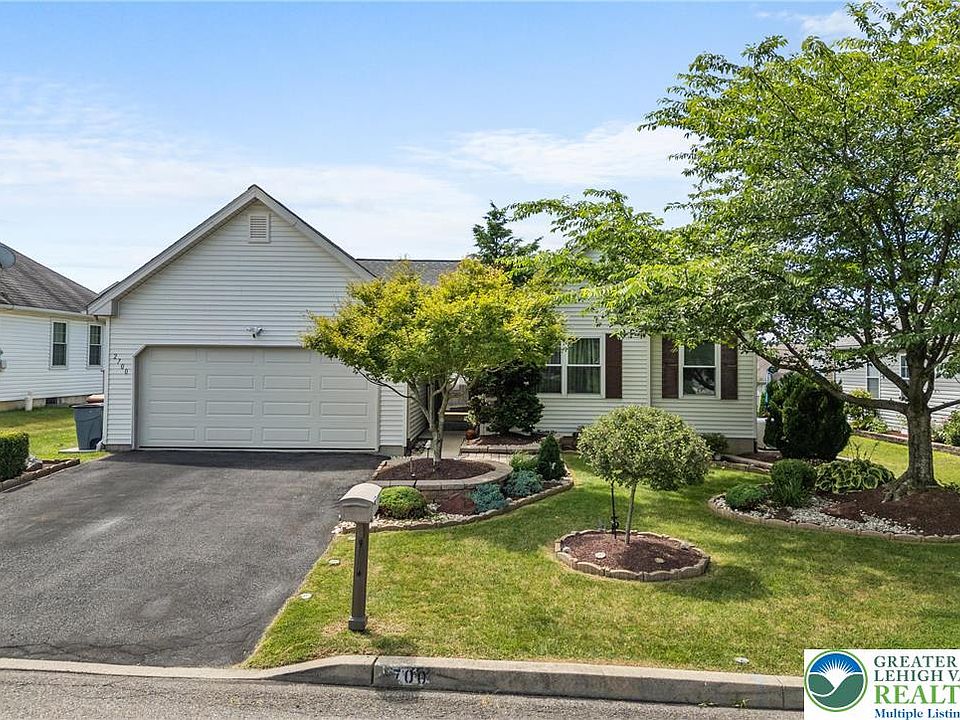 1st image of 2700 Knollwood Way