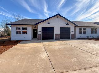 5534 Skyline Rd S, Salem, OR 97306