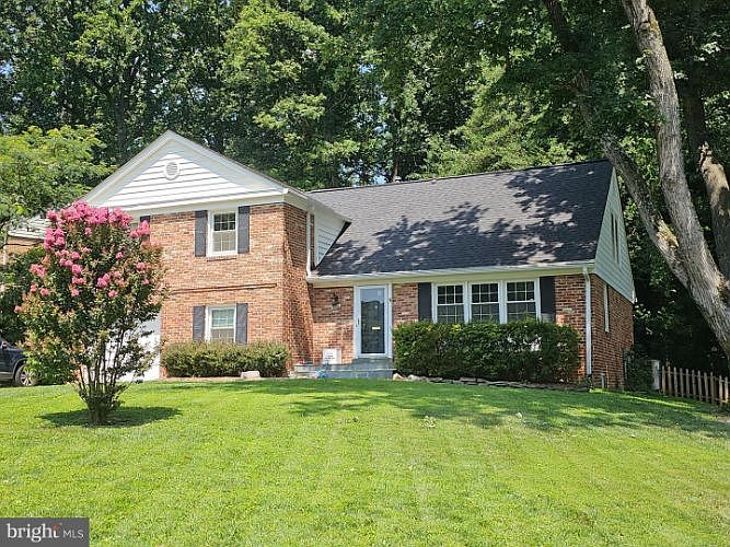 1st image of 8206 Light Horse Ct