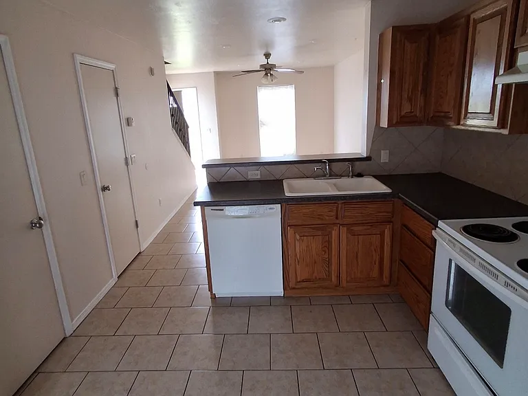 1501 Wade St #12 — Photo 1