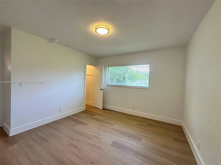 3700 NE 22nd Ave #4 — Photo 12