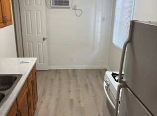 221 E Ash St, Brea, CA 92821