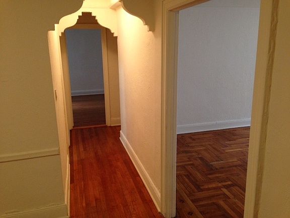 5th image of 4522 41st St