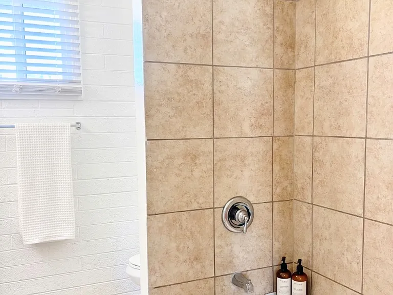 2629 E Turney Ave #1 — Photo 10