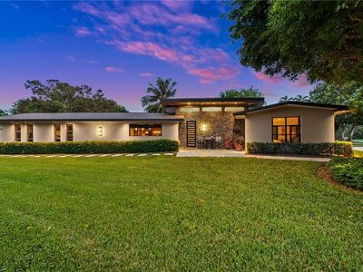 208 Cypress Way W, Naples, FL, 34110