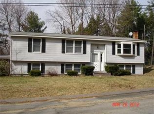 30 Regwood Dr, Phillipston, MA 01331