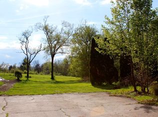 11320 Woodlawn Ave, Lemont, IL 60439