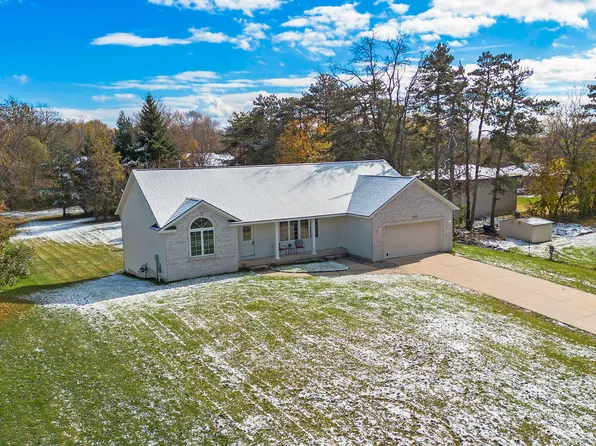 12048 Lauren Ln NW, Grand Rapids, MI 49534