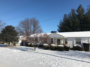 206 S Eugene Ave, Cayuga, IN 47928