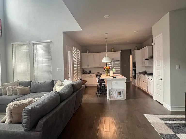 13244 Jonata St — Photo 9