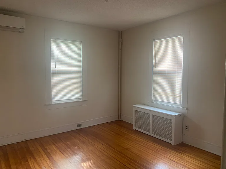 118 N 3rd Ave #1 — Photo 14