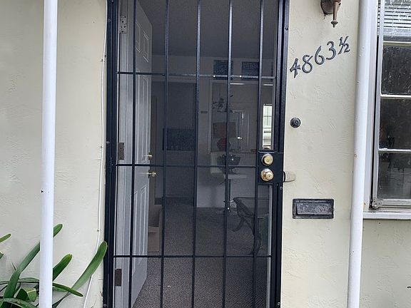 4th image of 4857-4863 1/2 Santa Cruz Ave #4863