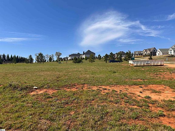 3rd image of 618 Monfret Ct