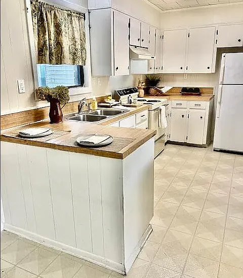 232 Auburn Dr — Photo 4