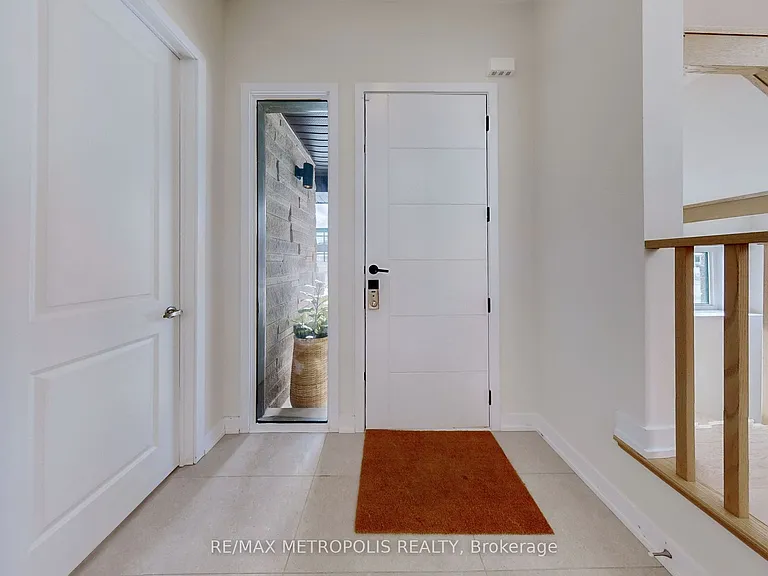104 Stoneleigh Dr — Photo 14