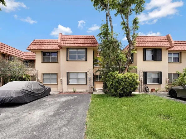 7016 NW 169th St #7016, Hialeah, FL 33015