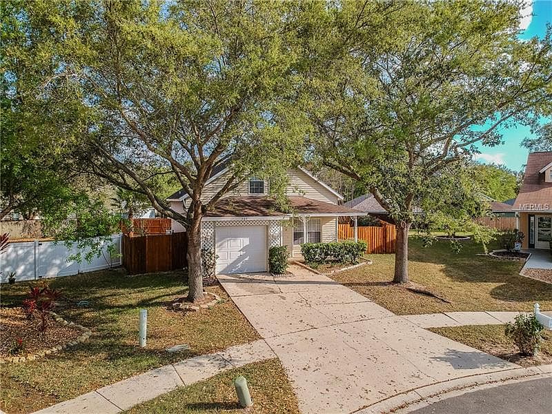 1st image of 705 Orchard Isle Ct