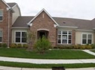 2832 Normandy Cir, Naperville, IL 60564